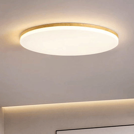 Single round LED ceiling lamp in acrylic