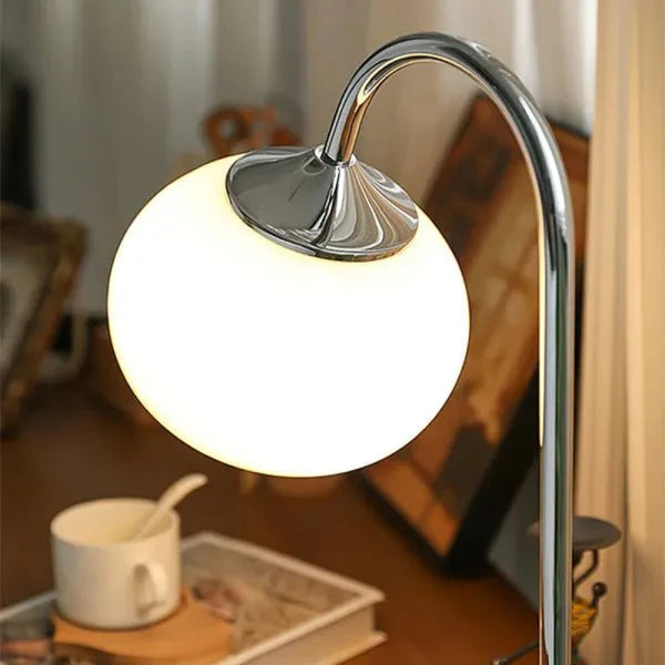 Marshmallow metal and glass table lamp