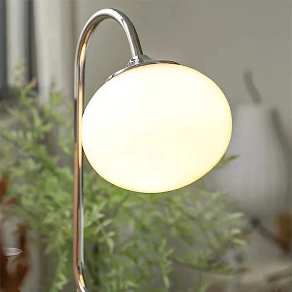 Marshmallow metal and glass table lamp