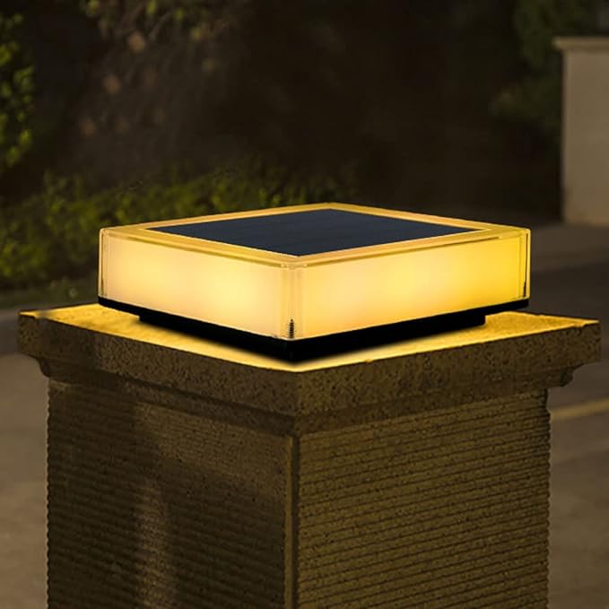 Flat out solar lamp