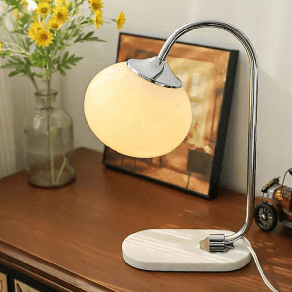 Marshmallow metal and glass table lamp