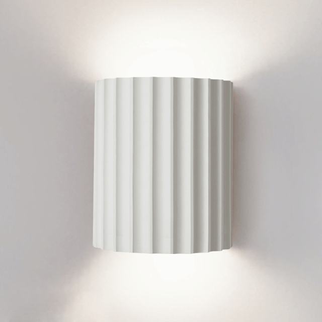 Modern semi-circular resin wall lamp for the living room