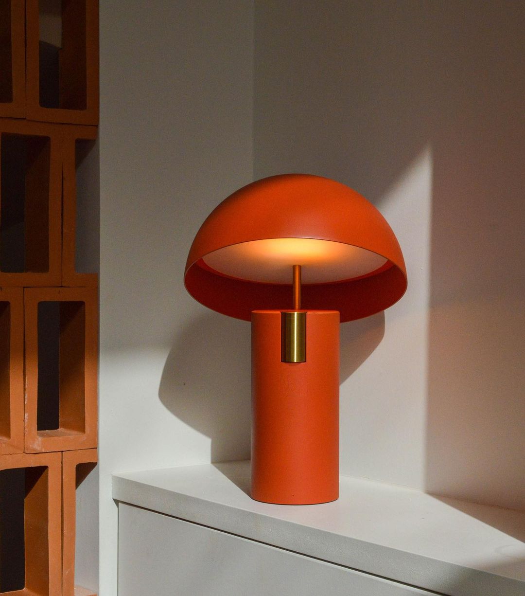 Avo Table Lamp 