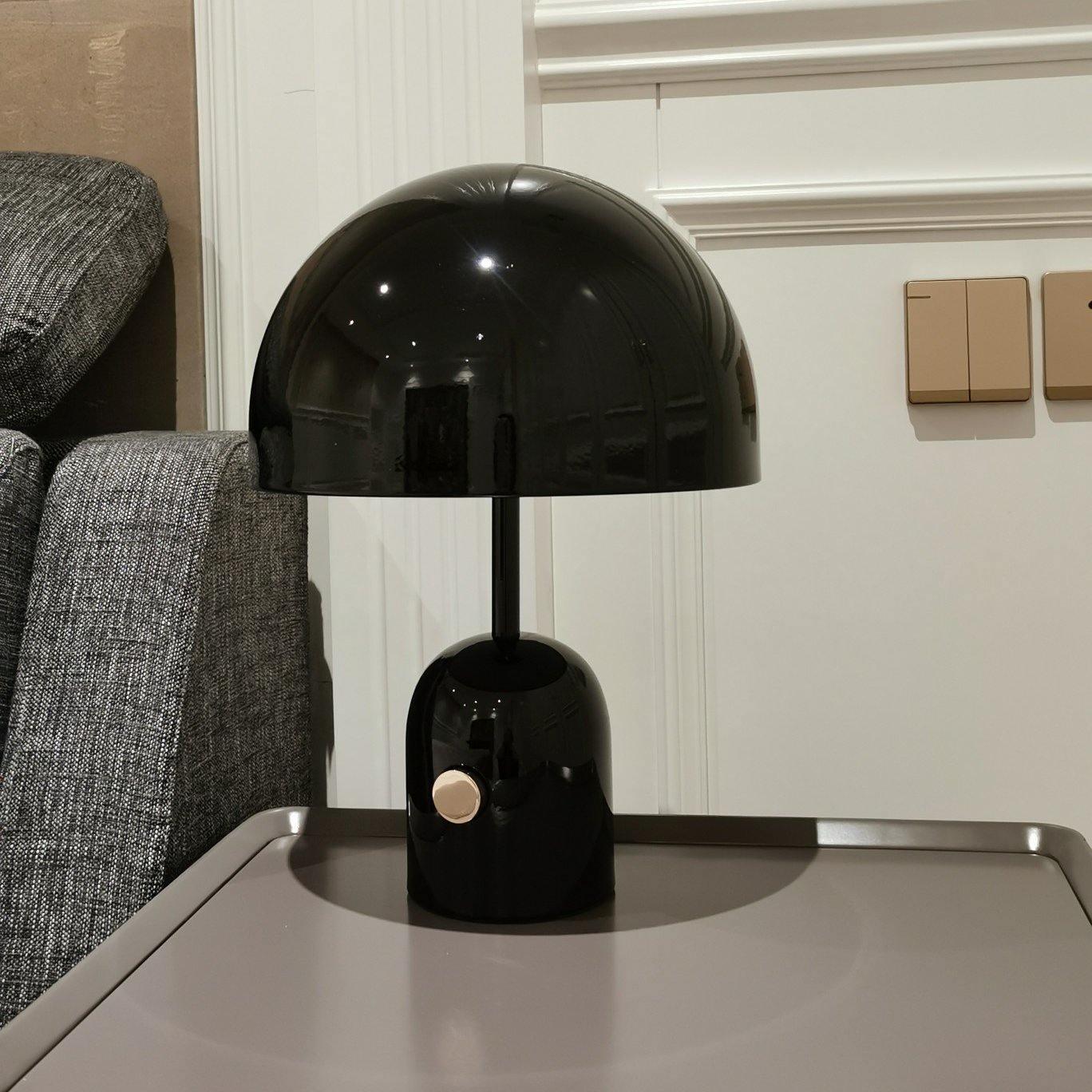 Bell table lamp