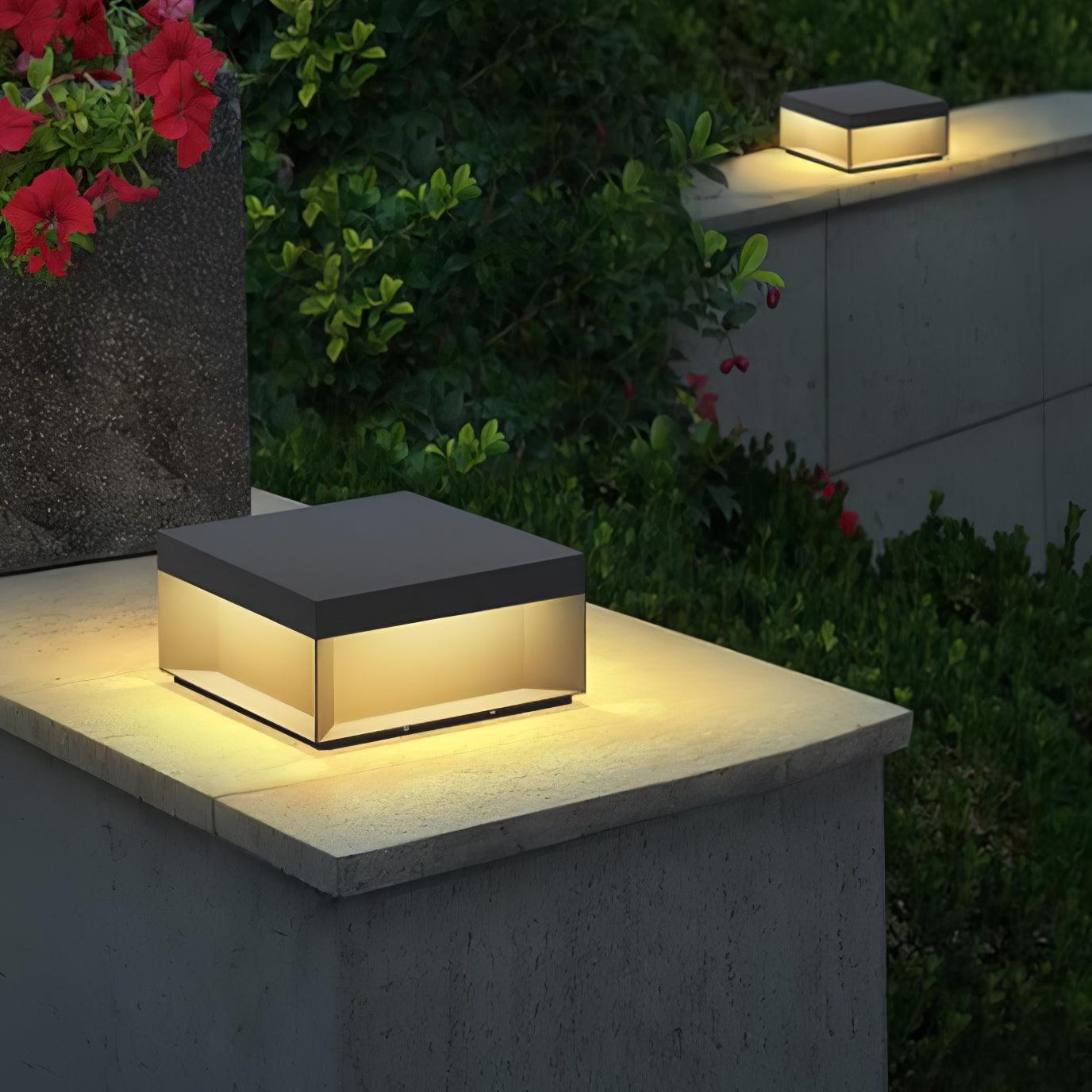 Outdoor lamp with solar energy 