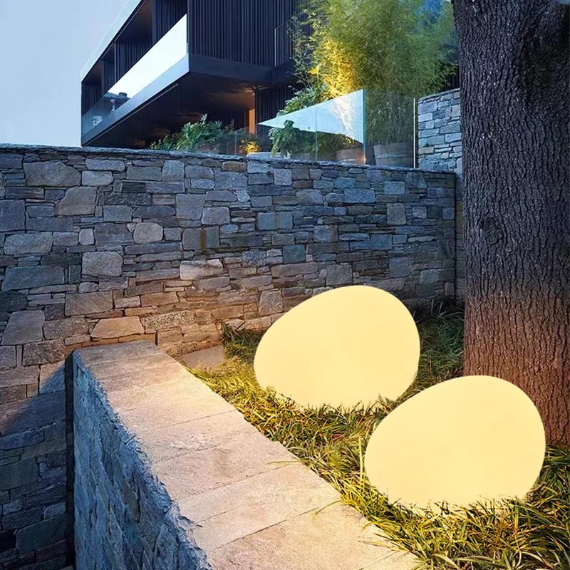 Cobblestone garden lamp 