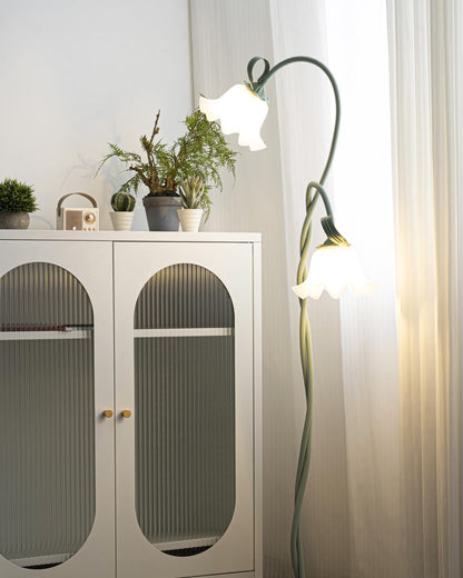 Calla Flowers floor lamp 