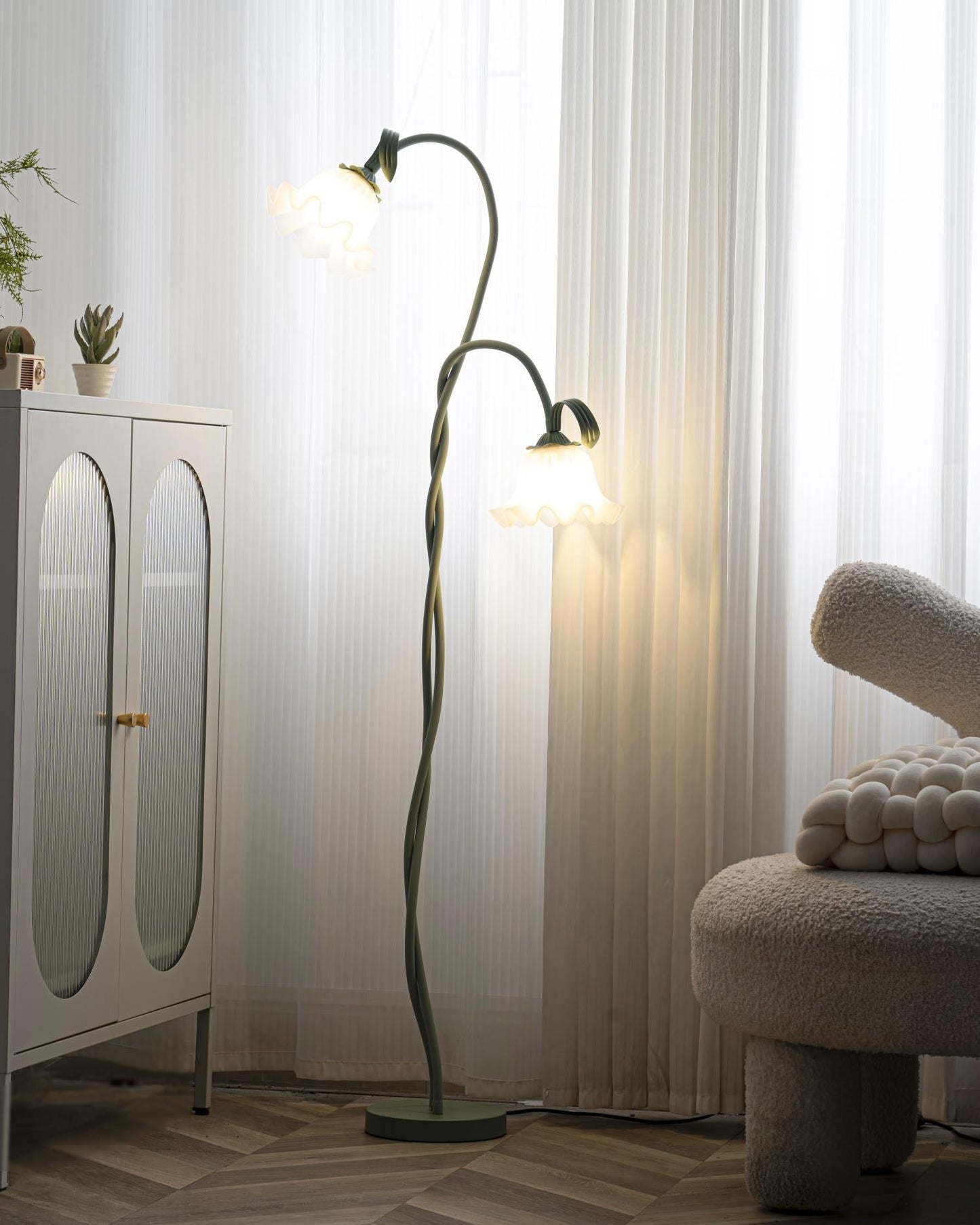 Calla Flowers floor lamp 