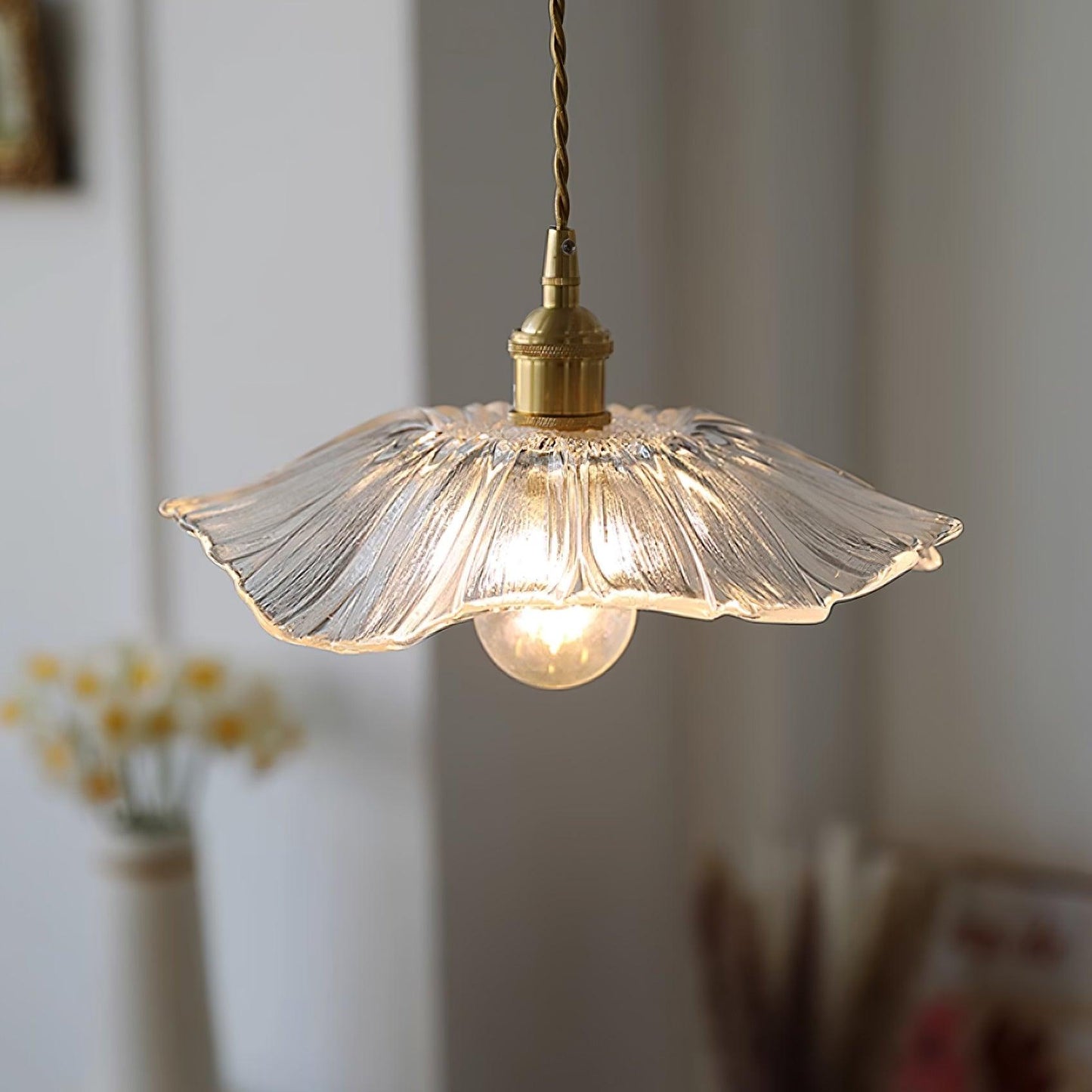 Flower glass pendant lamp