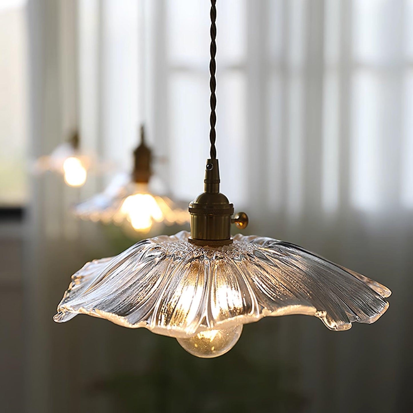 Flower glass pendant lamp