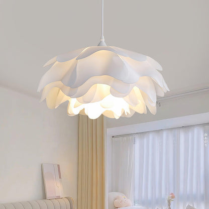 White pendant lamp in flower shape