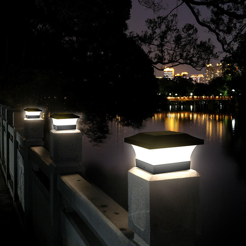 Nugee Short Light | Outdoor Solar Column Lamp