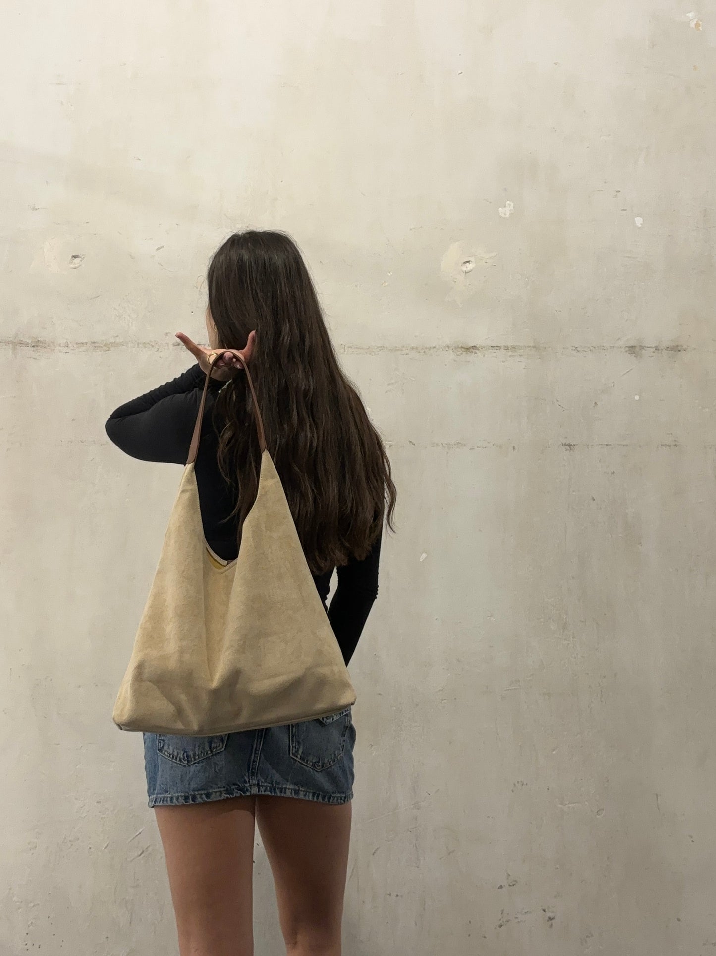 ROOS™ | SUEDE SHOULDER BAG