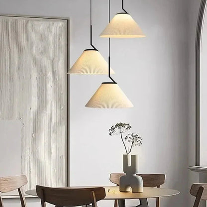 Noridic pleated cream pendant lamp