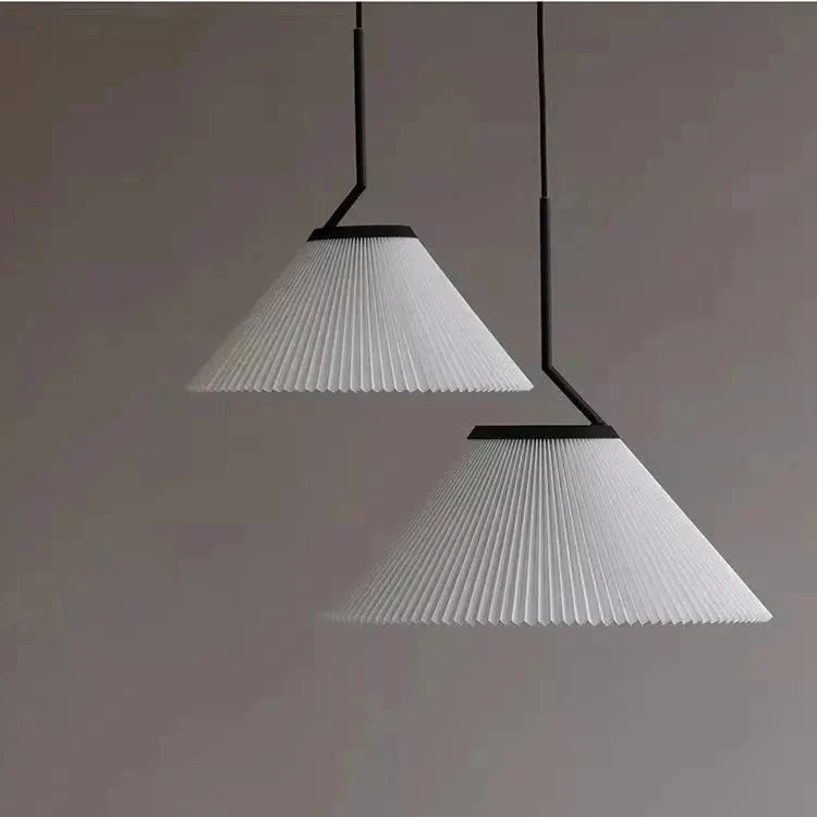 Noridic pleated cream pendant lamp