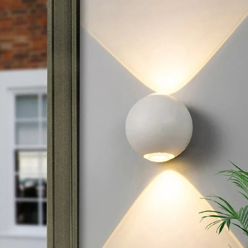 Ball Shape Aluminum Wall Lamp 