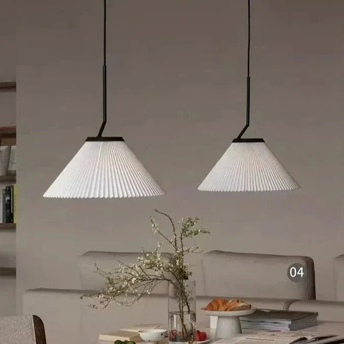 Noridic pleated cream pendant lamp