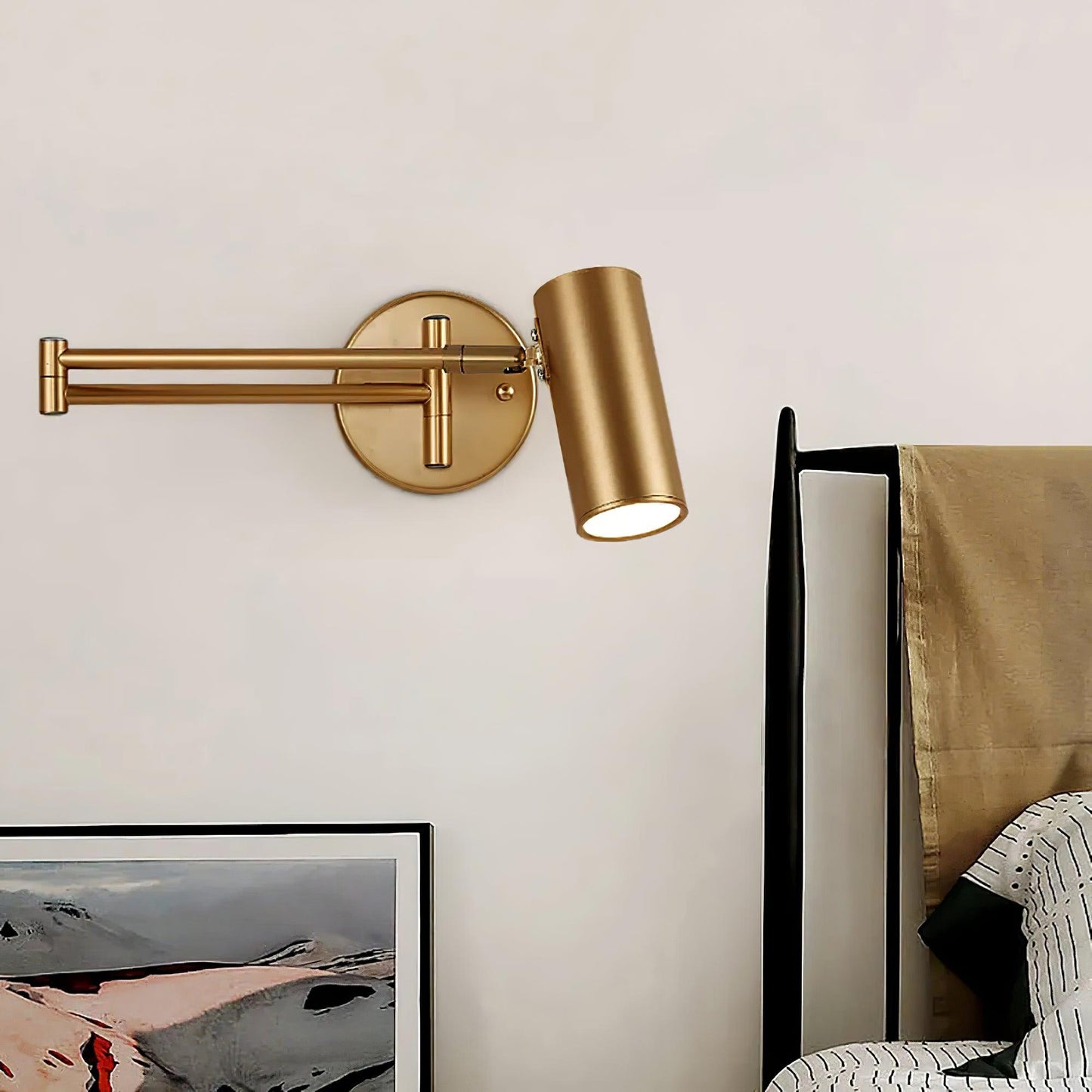 Swivel arm wall lamp 