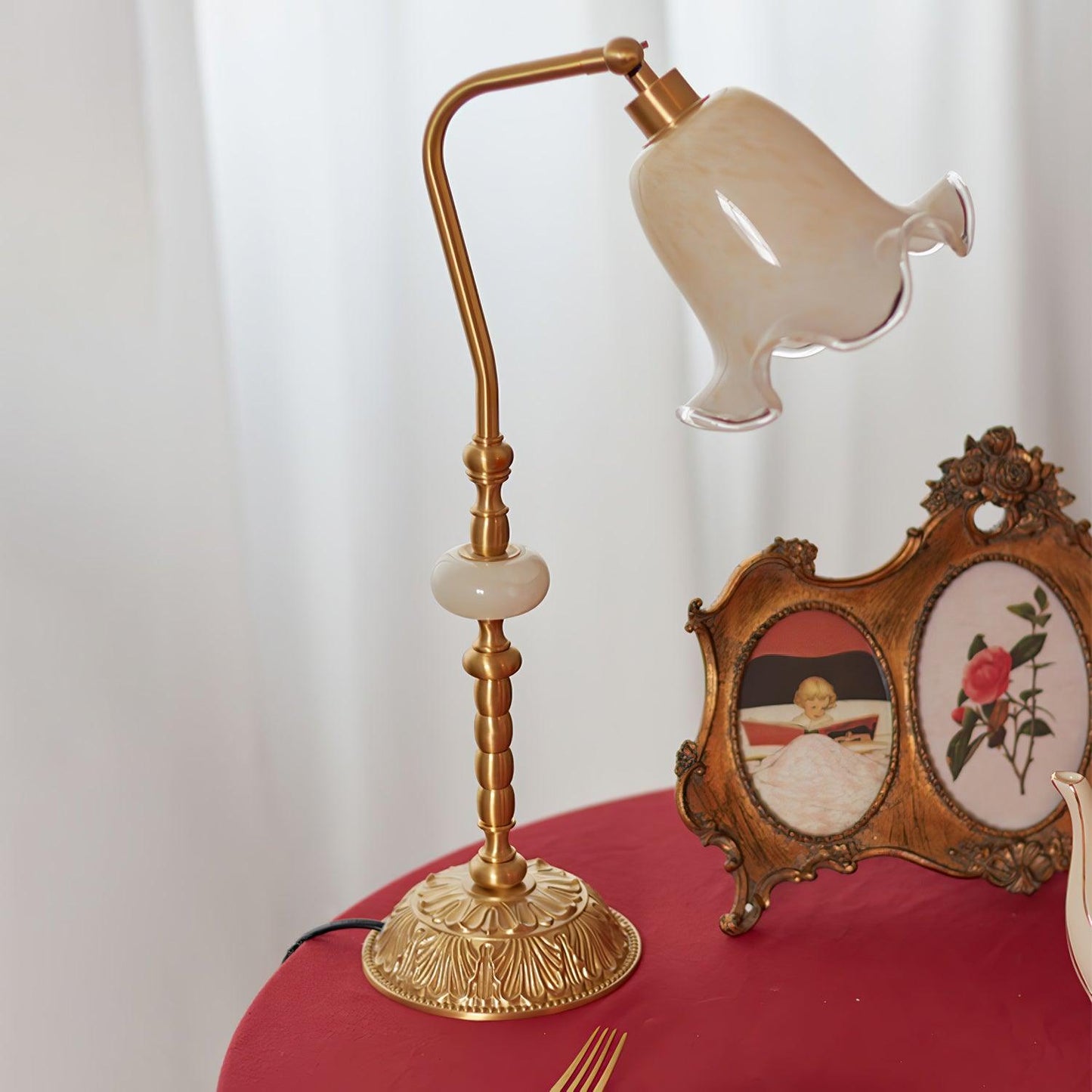 Tulip Brass Work Lamp Table Lamp 