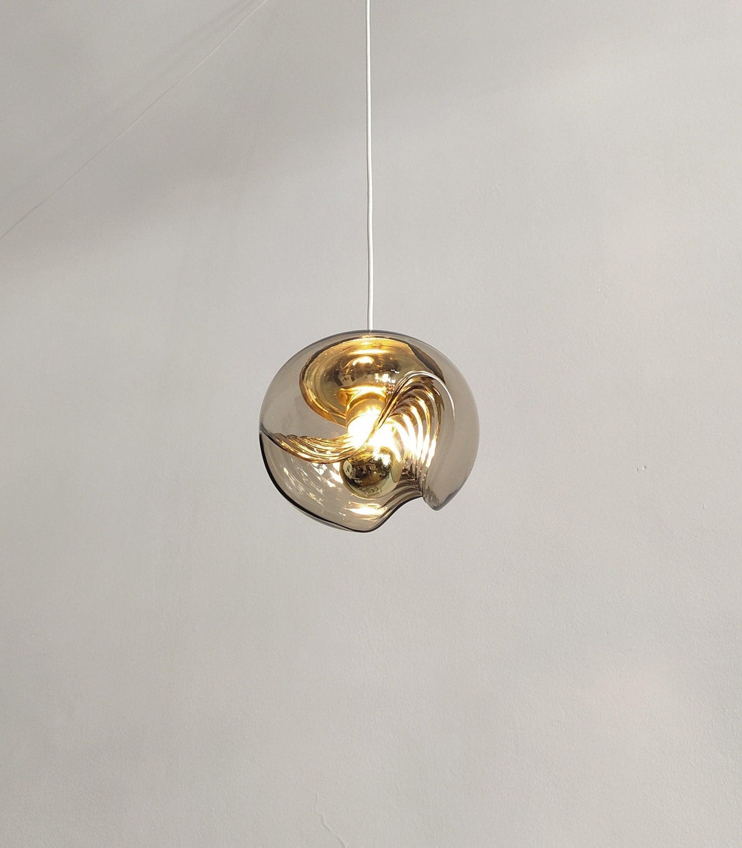 Wave Pendant Lamp