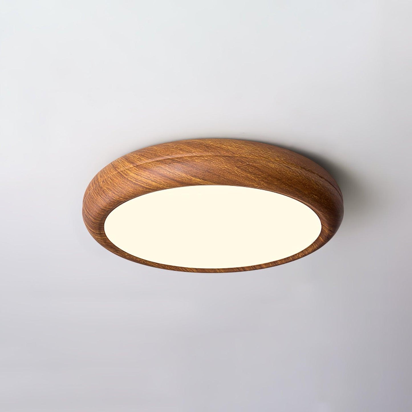 Round ceiling lamp with wood grain 