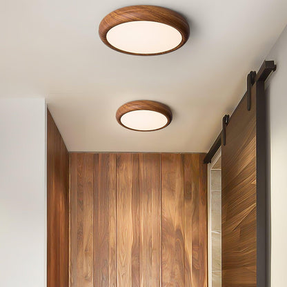 Round ceiling lamp with wood grain 