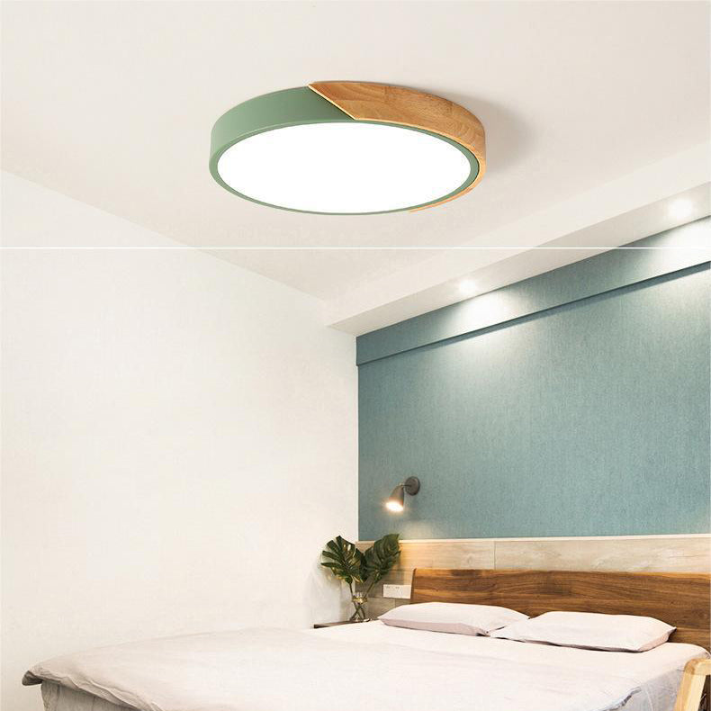 Scandinavian wooden macaron round ceiling lamp 