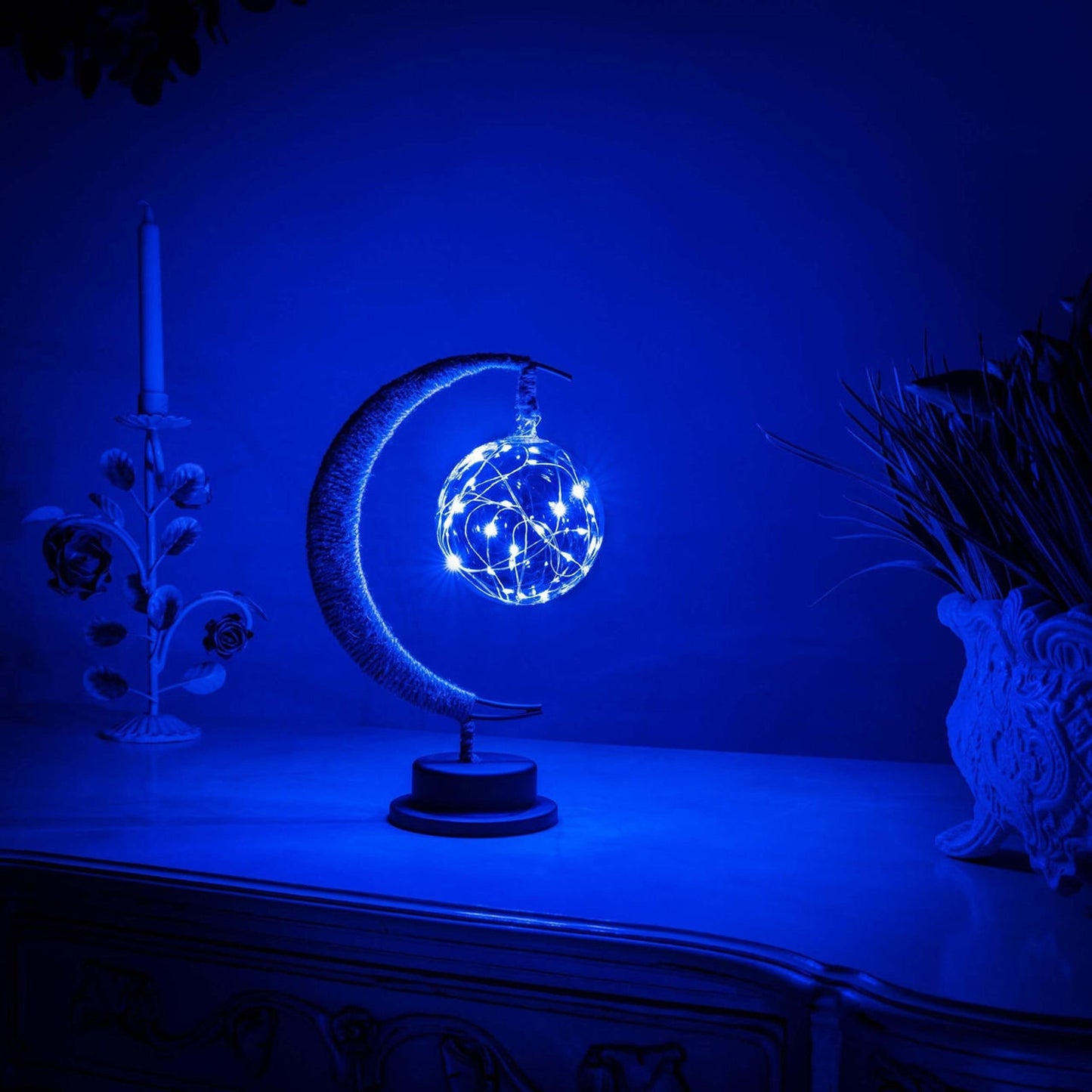 Enchanted moon lamp