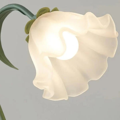 Vintage adjustable flower table lamp